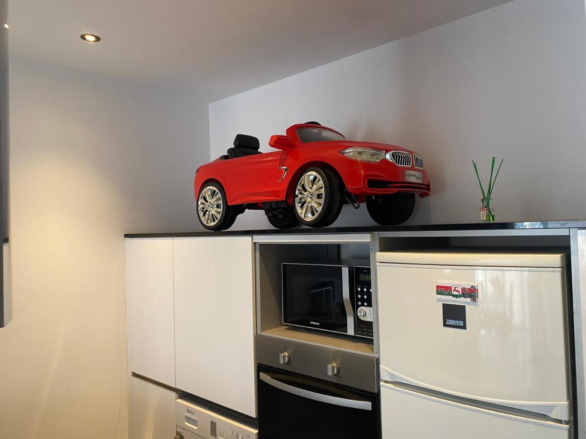 Apartamento En Madrid Rio Con Parking Gratuito Exterior photo